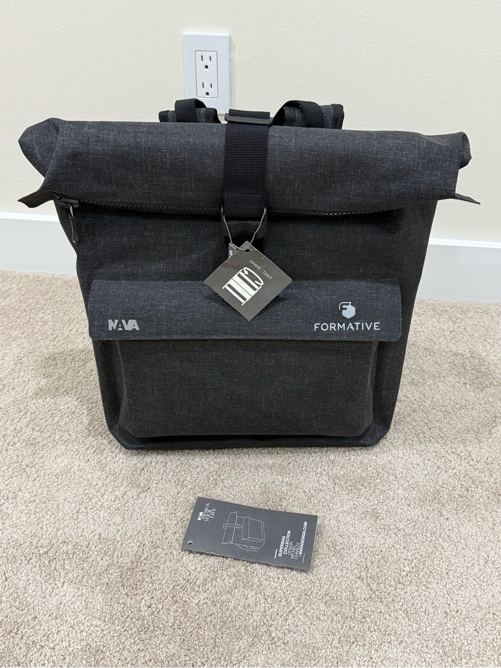 NAVA  Roll-Top Men’s Superbag Backpack in Dark Gray